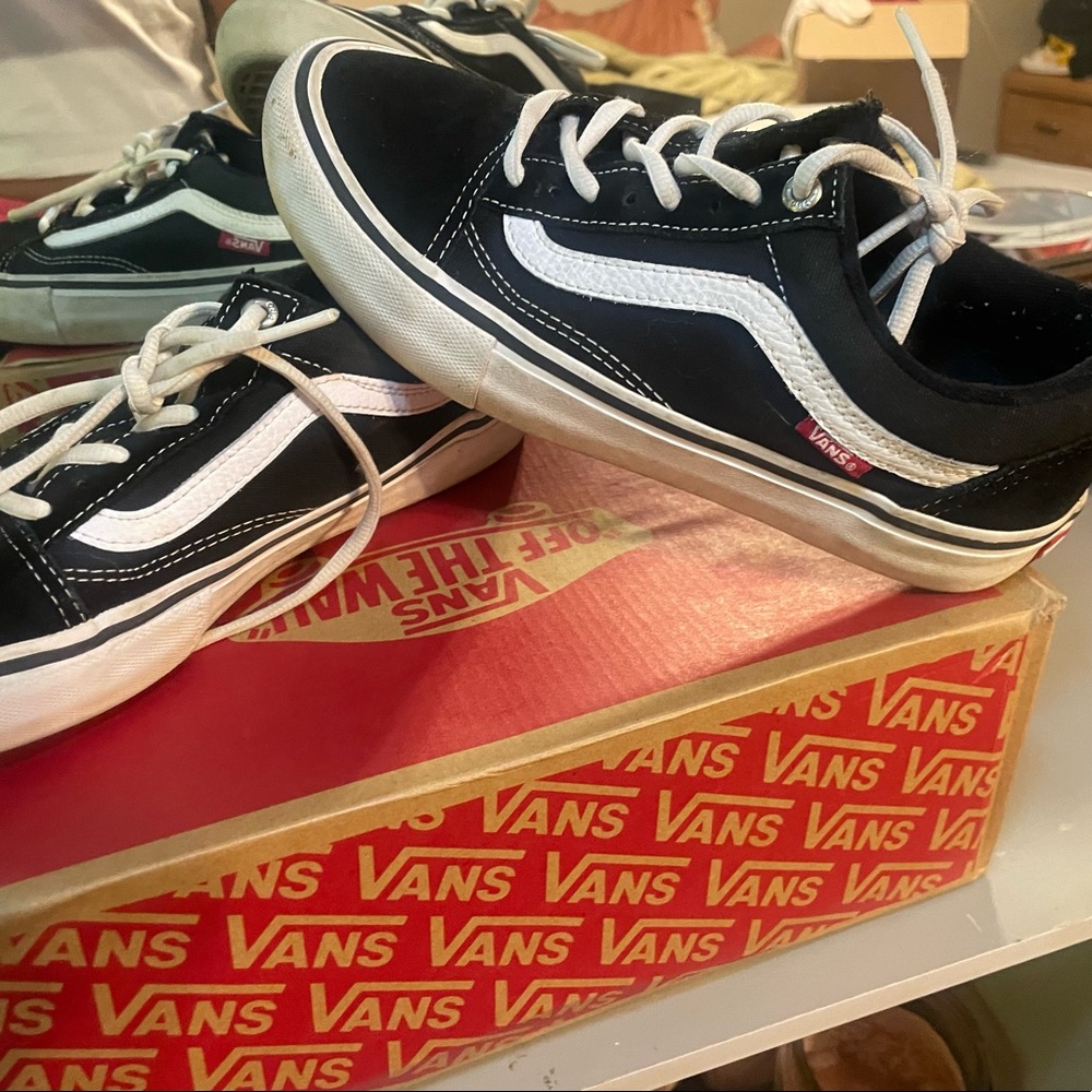 Vans Sk8t pro lows MENS/KIDS 6.5 (womens 8)